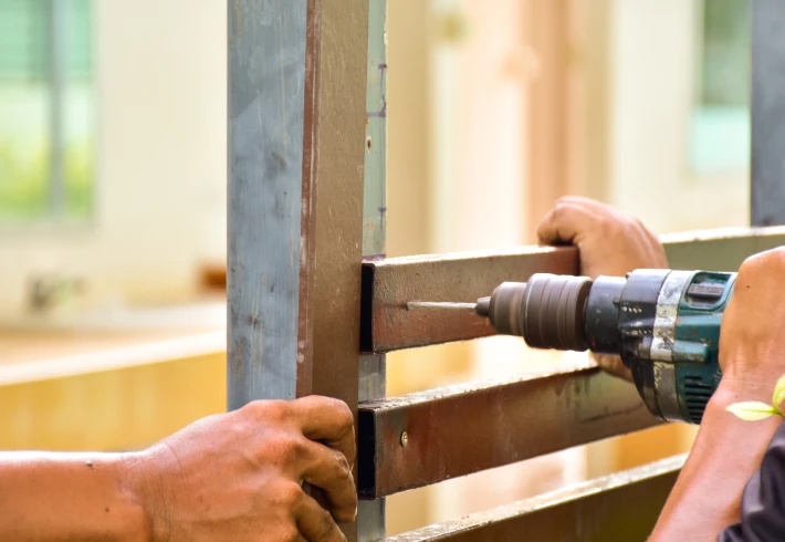 Fence & Gate Repairs 1